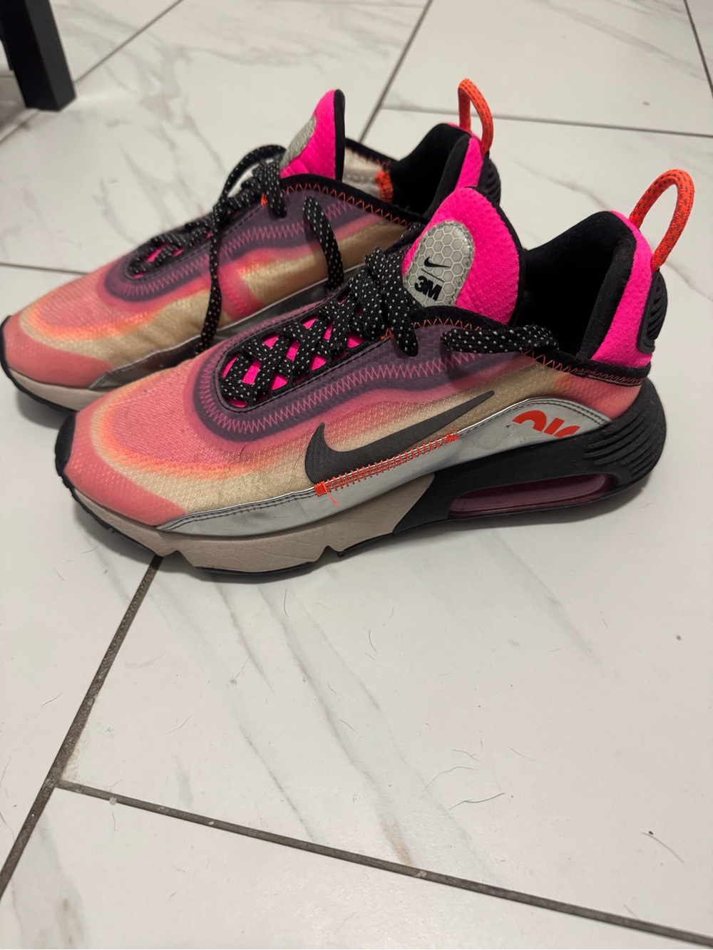 Nike Women’s Pink & Black Gradient Air Max Style Sneakers